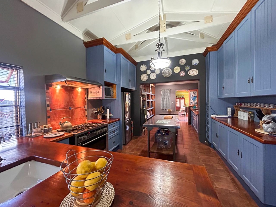 6 Bedroom Property for Sale in Parys Free State